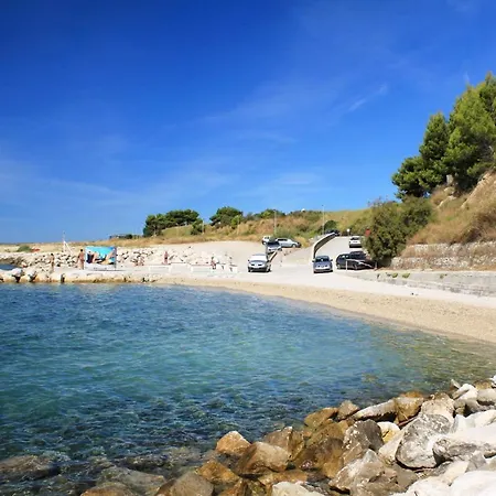 Apartment With A Parking Space - 12846 Split