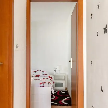 With A Parking Space - 12846 Apartment Split